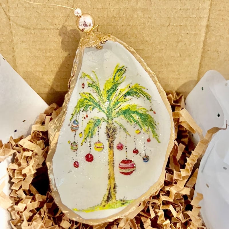 Oyster Shell Art Ornament – Handcrafted Coastal Decor | Christmas Gift